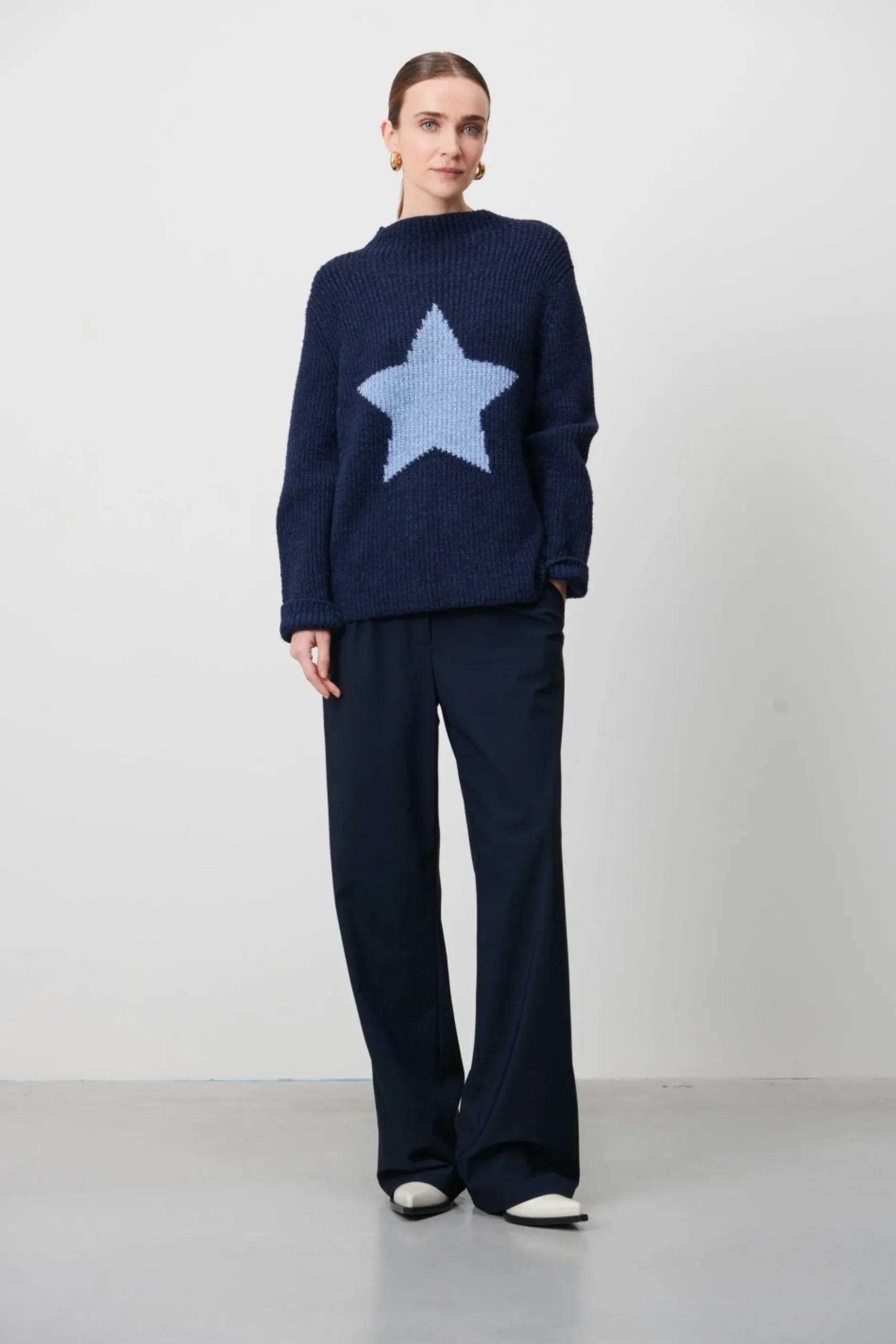 Gwendolen Pullover